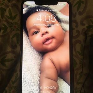 iPhone XS Max $300 need gone